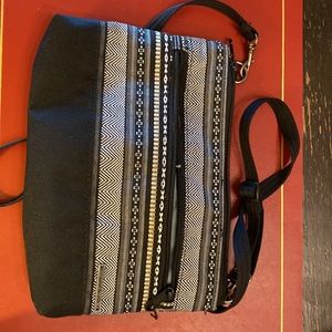 Dakine purse